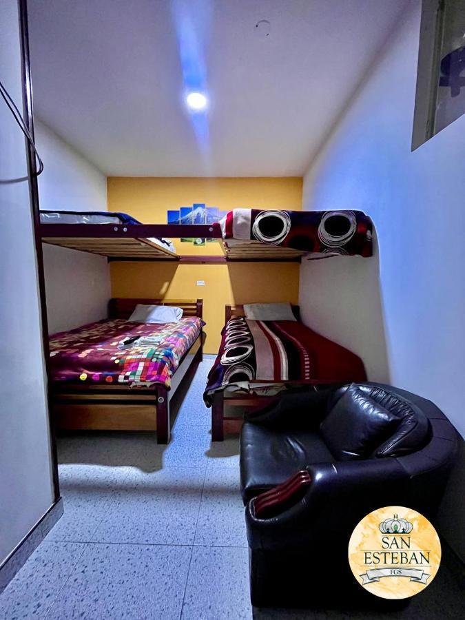 Hostal San Esteban Fgs 툰하 외부 사진