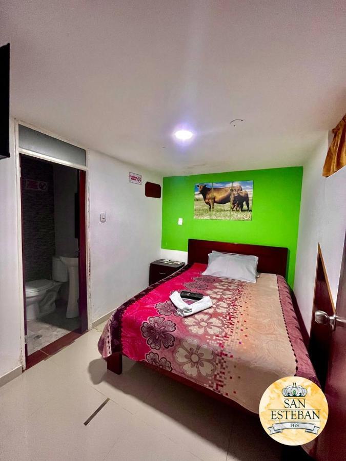 Hostal San Esteban Fgs 툰하 외부 사진